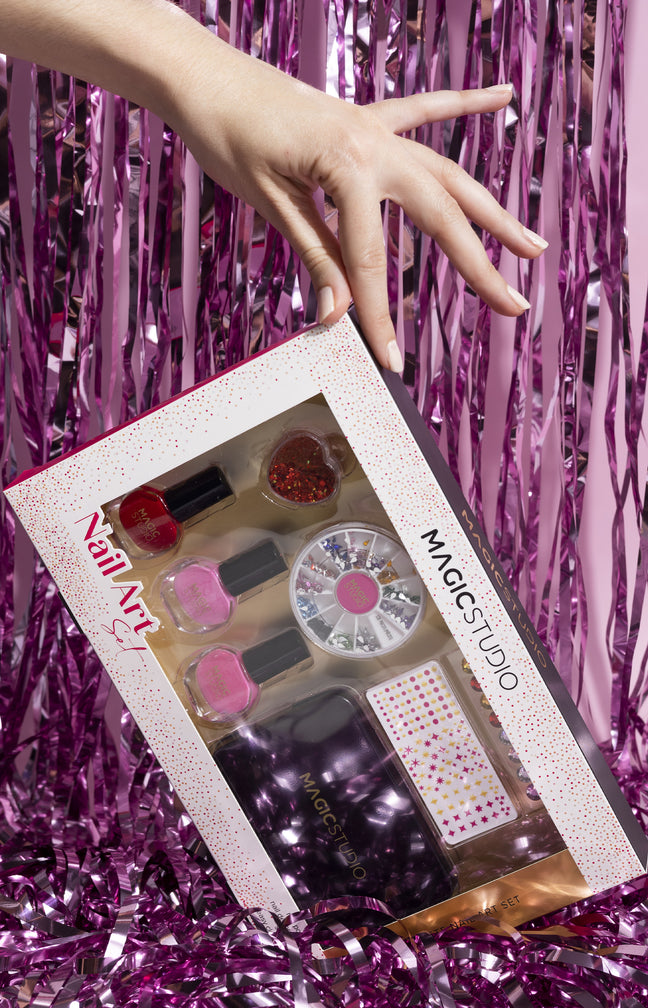 Coffret nail art complet - Vernis à ongles & accessoires - 8 produits