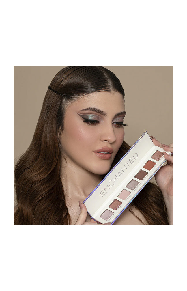 Palette de 7 ombres à paupières - Enchanted Mini