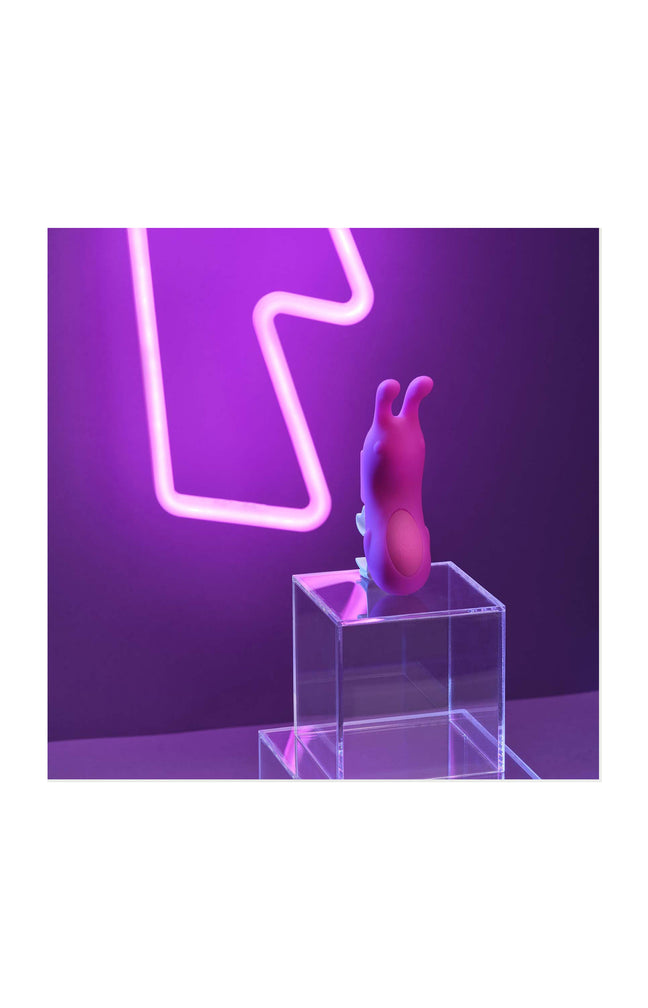 Doigt vibrant - Canaille le lapin