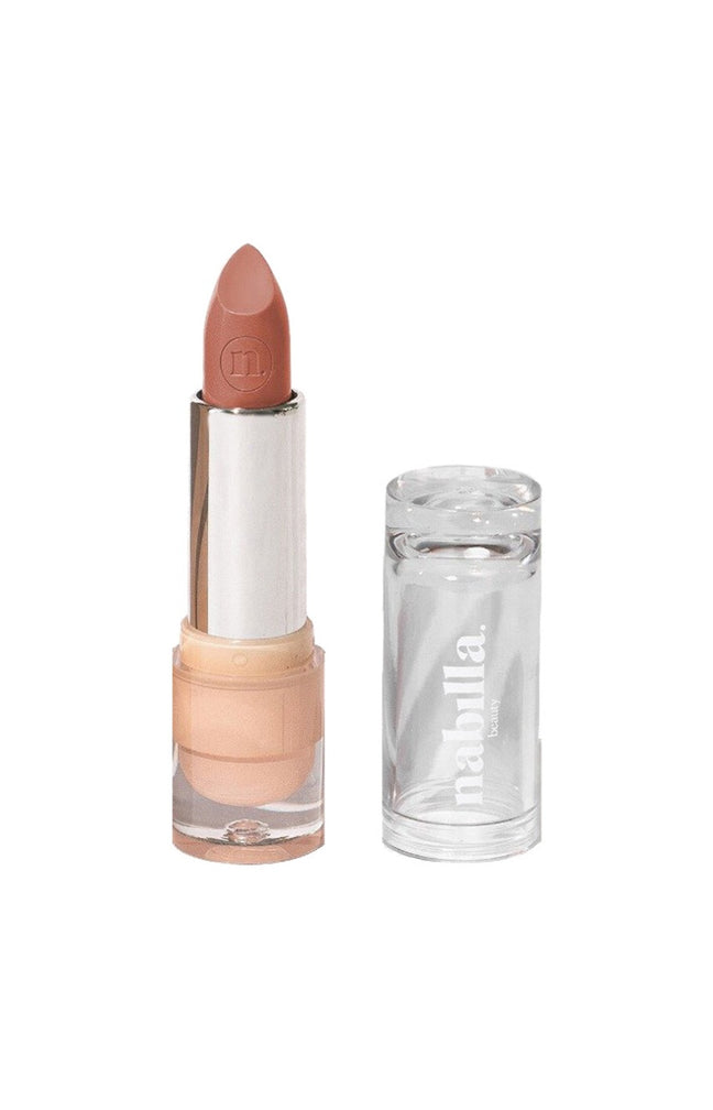 Rouge à lèvres nude crémeux