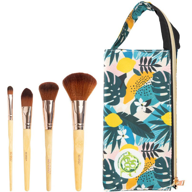 Coffret pinceaux de voyage - Teint & yeux - 4 produits & trousse