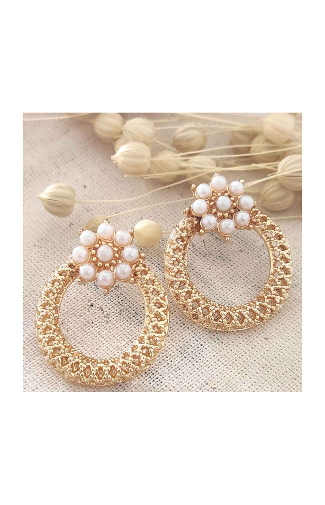 Boucles d'oreilles fleurs - Laiton plaqué or & perles
