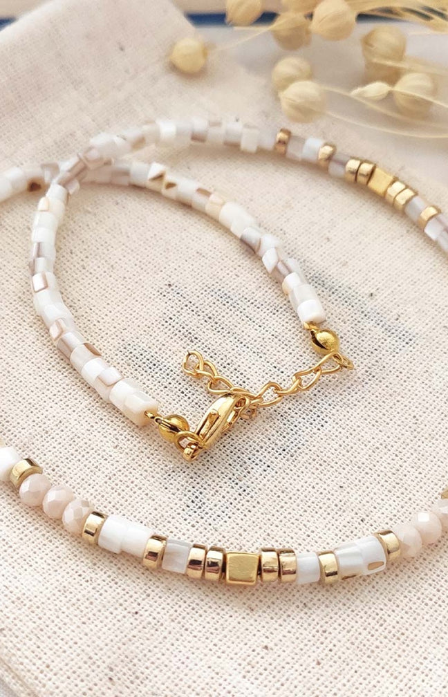 Collier de pierres & perles beige - Laiton plaqué or