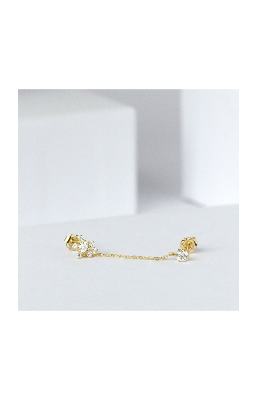 Boucles d'oreilles 2 trous Duchesse - Or jaune 375/1000 & zirconium