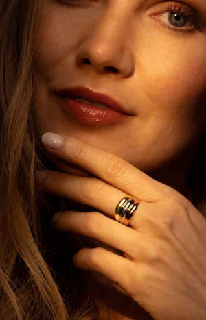 Bague Trianon - Or jaune, or rose & or blanc 375/1000