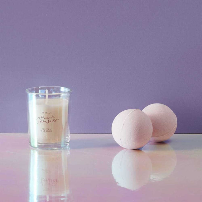 Coffret bougie & bombe de bain - Fleur de cerisier - 3 produits