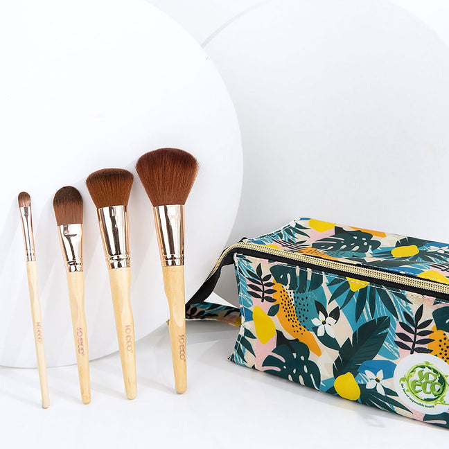 Coffret pinceaux de voyage - Teint & yeux - 4 produits & trousse