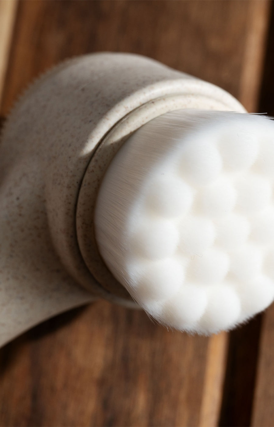 Brosse nettoyante double face & bracelets de lavage - Blanc