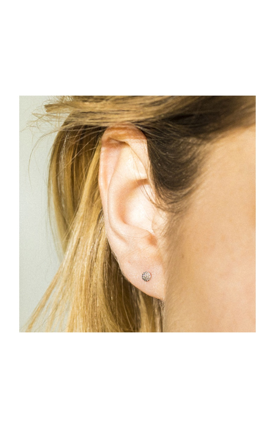 Boucles d'oreilles Round Stud - Or jaune 375/1000 & diamant