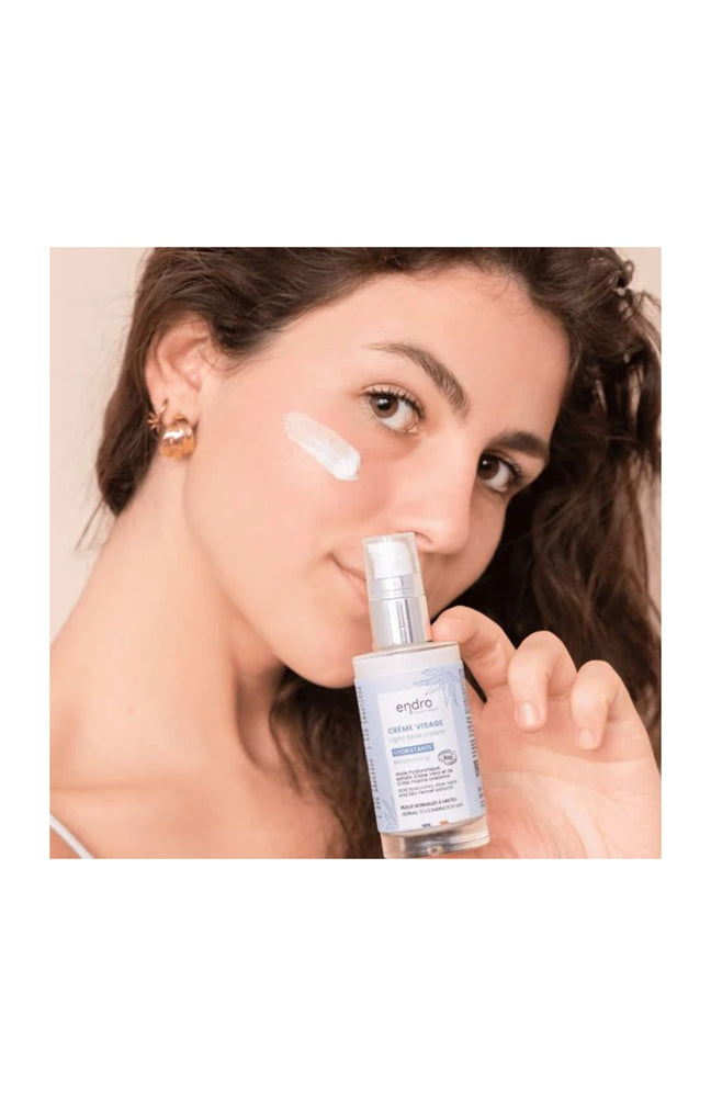 Crème légère hydratante bio - Acide hyaluronique & aloe vera -  Peaux mixtes - 50 ml