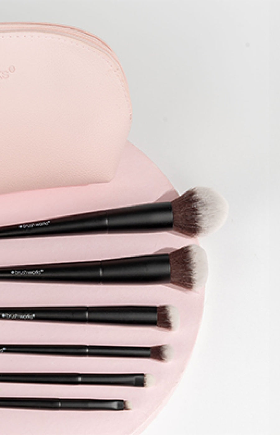 Coffret de pinceaux - Teint & yeux - Noir - 6 accessoires