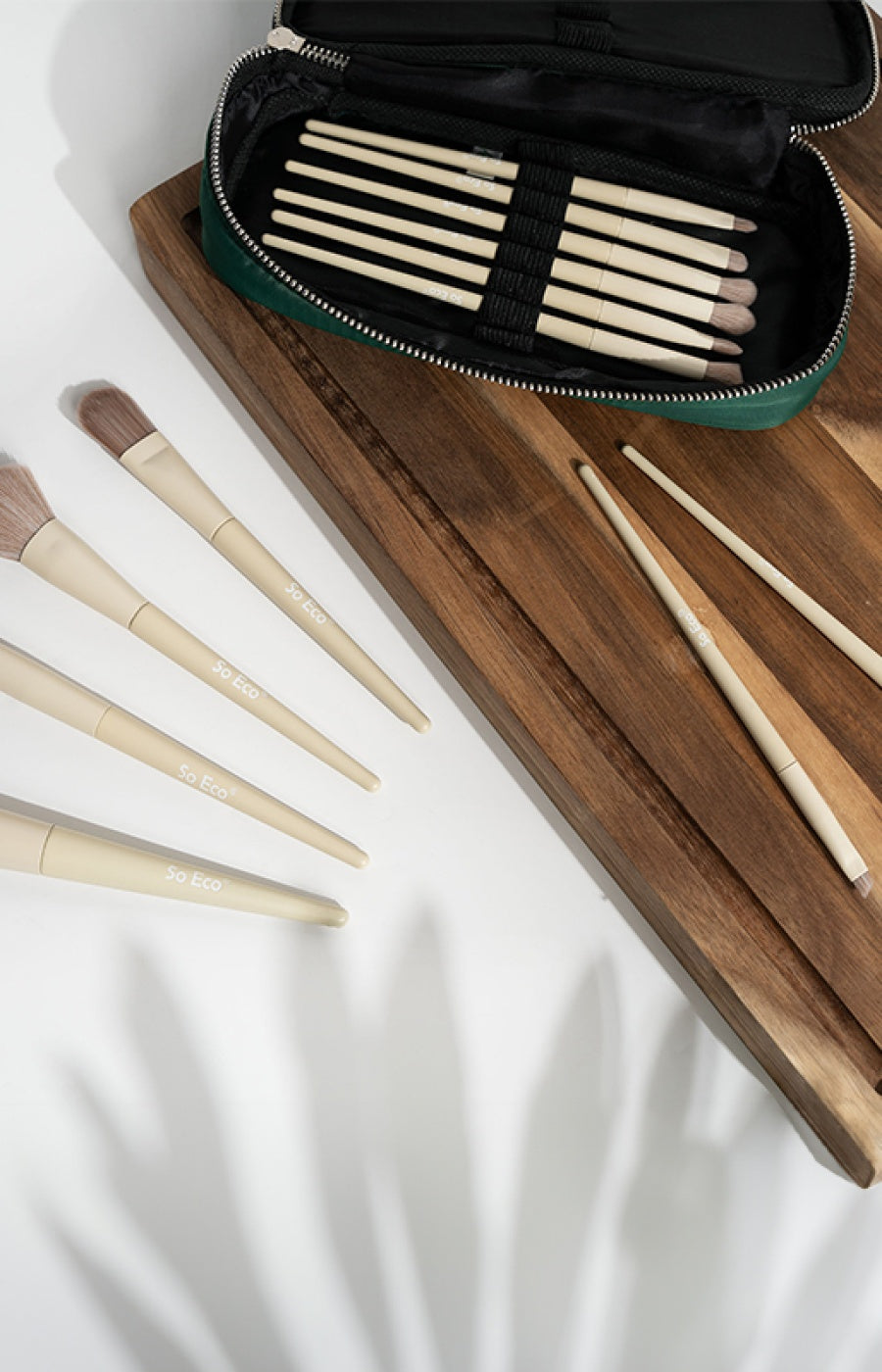 Coffret pinceaux - Teint & yeux - 13 produits