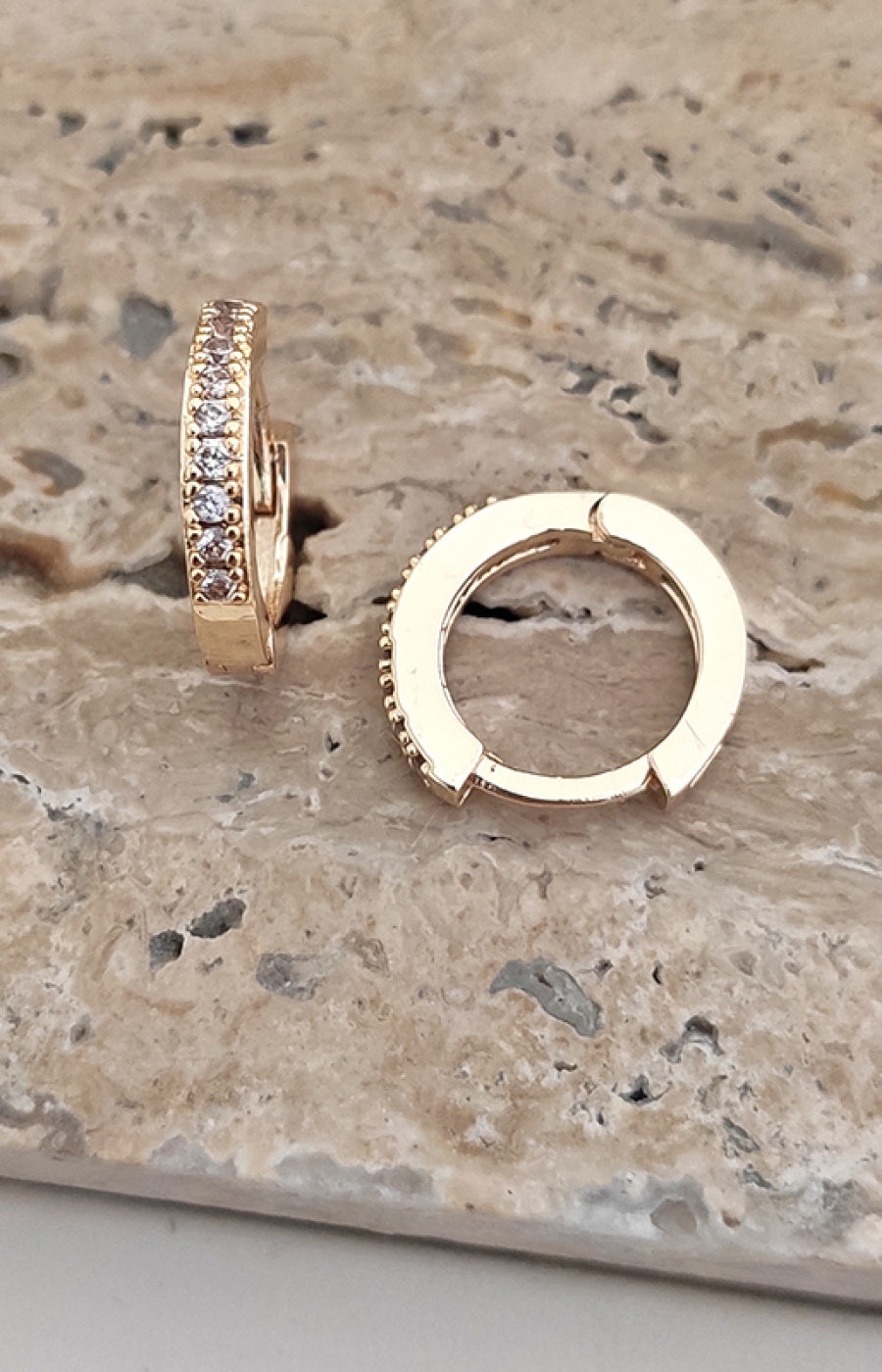 Boucles d'oreilles - Laiton plaqué or & zircon