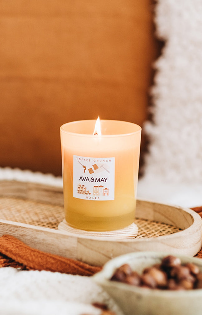 Bougie parfumée - Toffee Crunch - Caramel & noisettes grillées - 180 g
