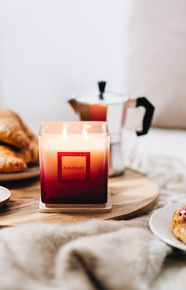 Bougie parfumée - Croissant in bed - Noisette & sucre roux - 380 g
