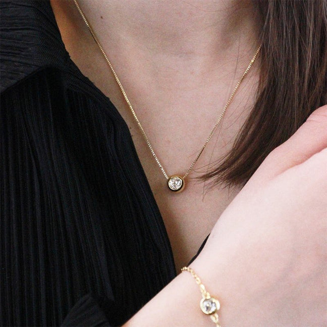 Parure lunes & pierre de naissance - Laiton plaqué or 18 k & cristal blanc