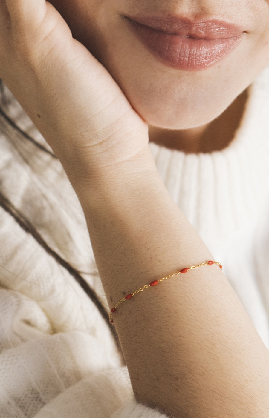 Bougie parfumée - Sapin givré - Bracelet acier inoxydable doré & rouge - 200 g