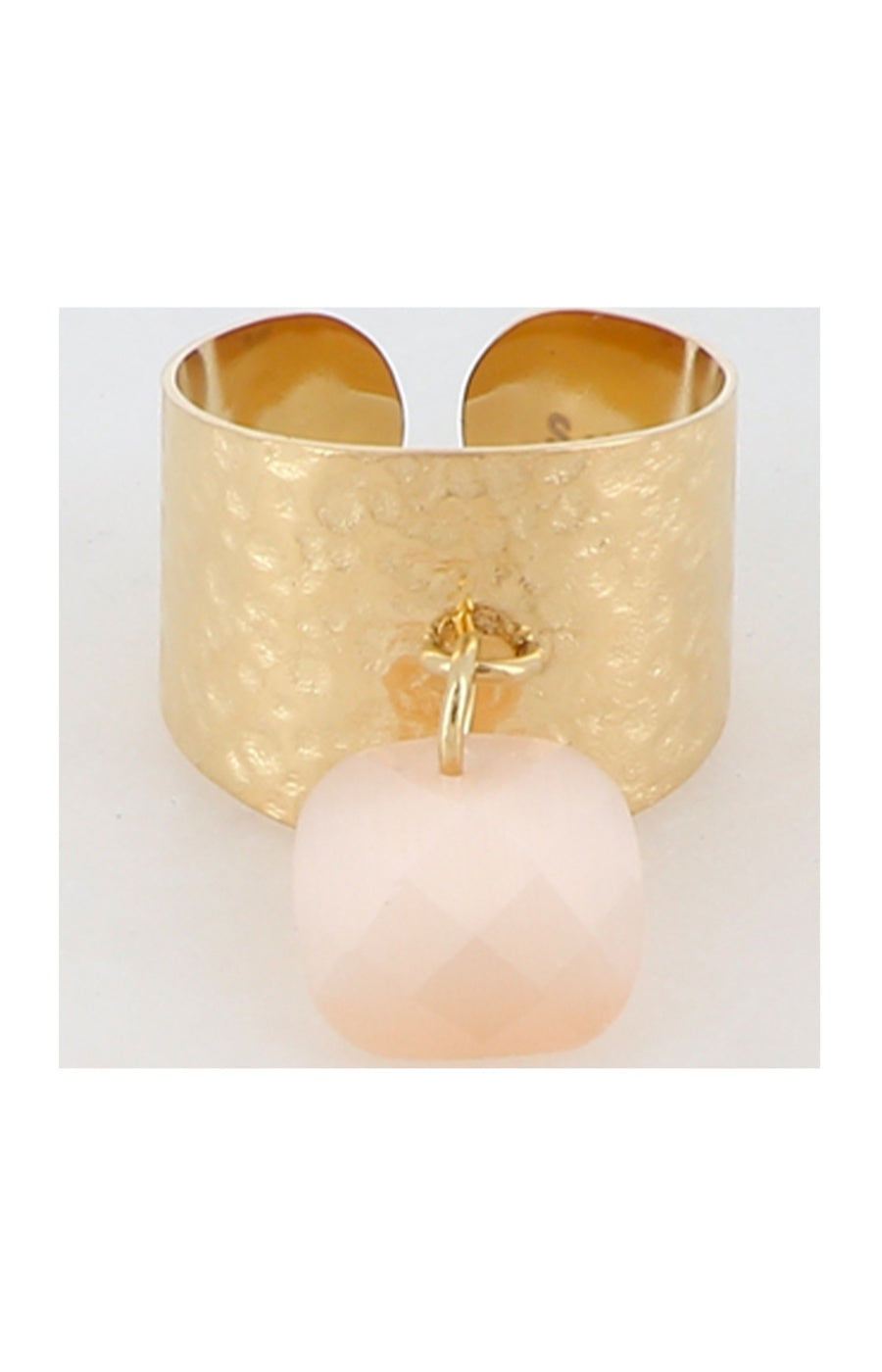 Bague martelée - Acier inoxydable doré, pampille carrée & pâte de verre rose clar