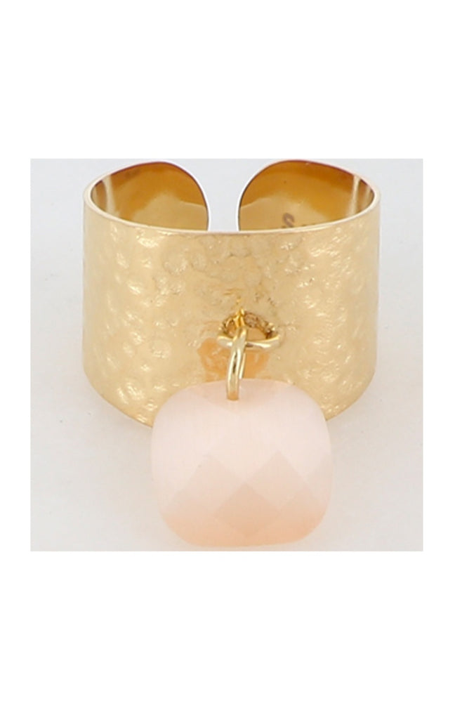 Bague martelée - Acier inoxydable doré, pampille carrée & pâte de verre rose clar