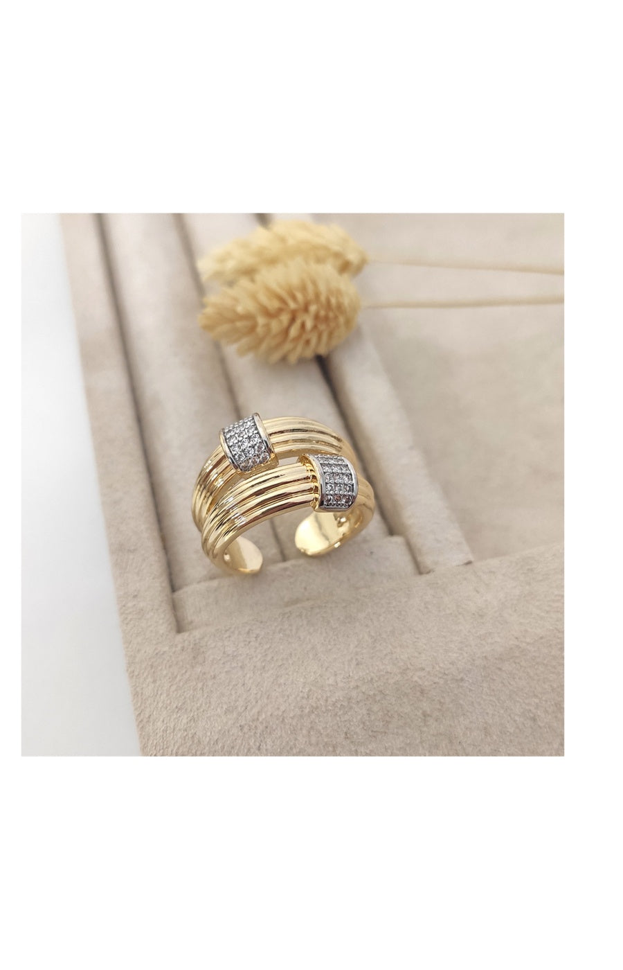 Bague ajustable dorée à l’or fin – Zircons