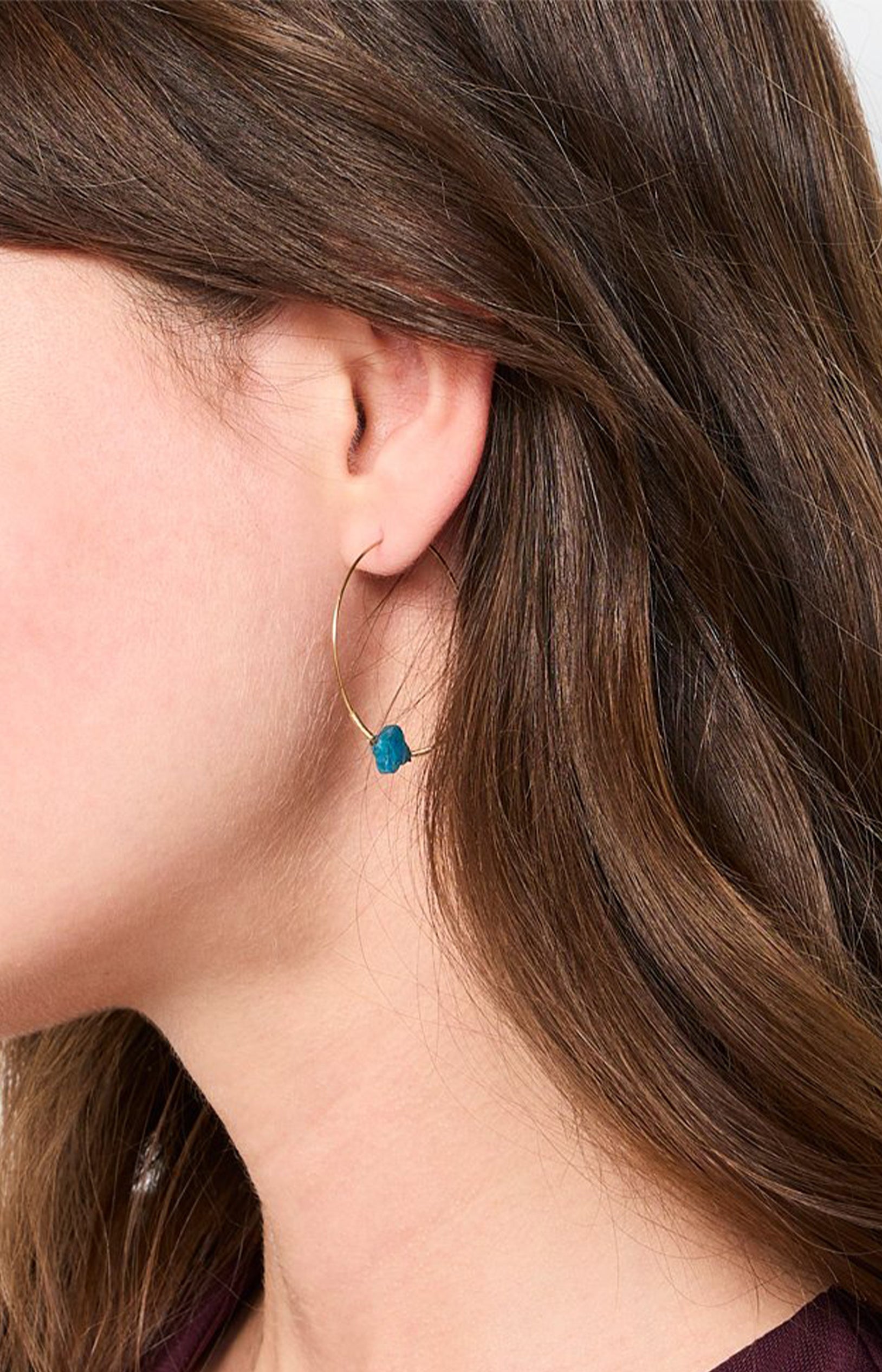 Boucles d'oreilles fines - Acier inoxydable & apatites - Doré & bleu