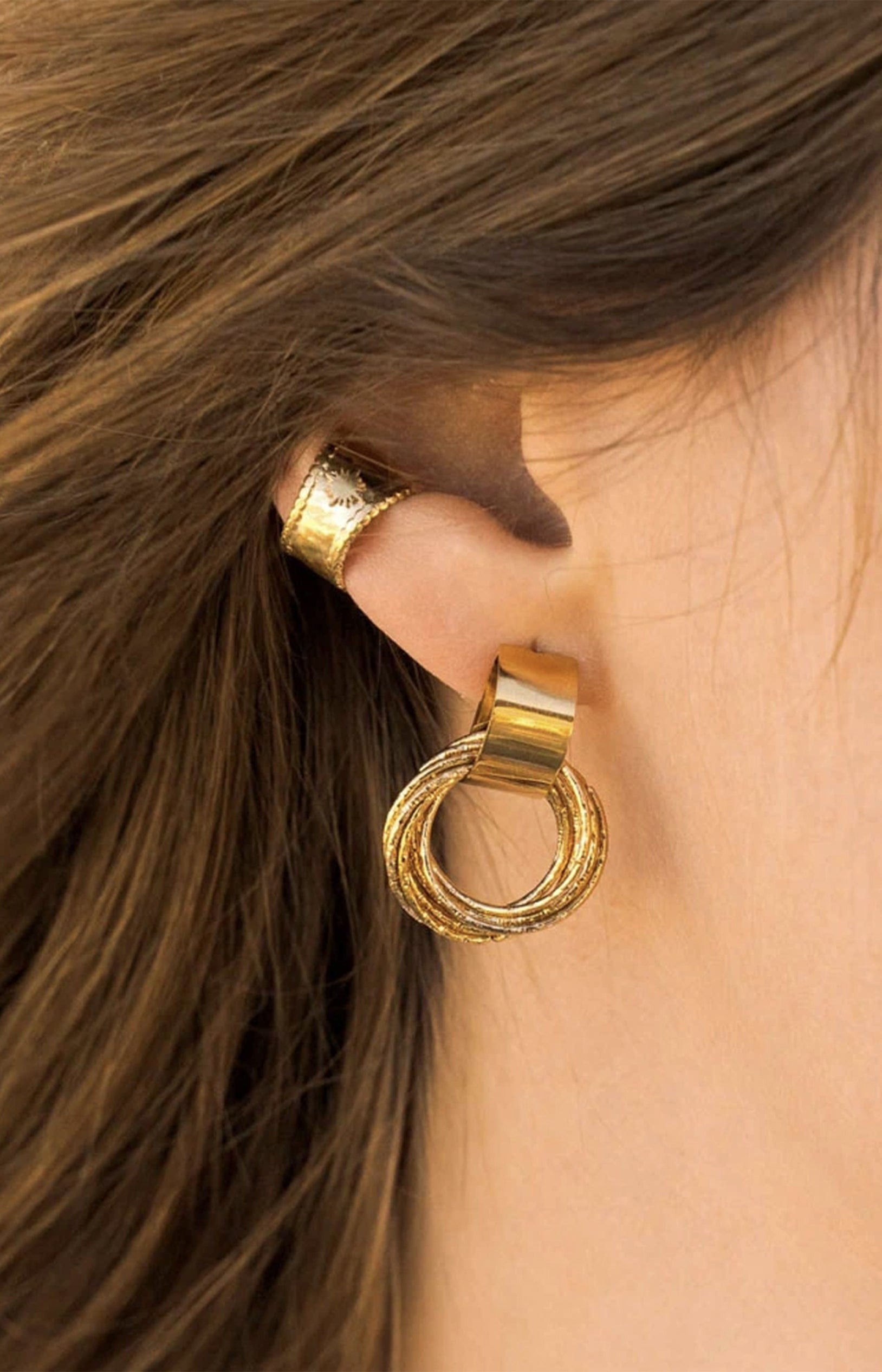 Boucles d'oreilles à puce - Acier inoxydable & email - Doré