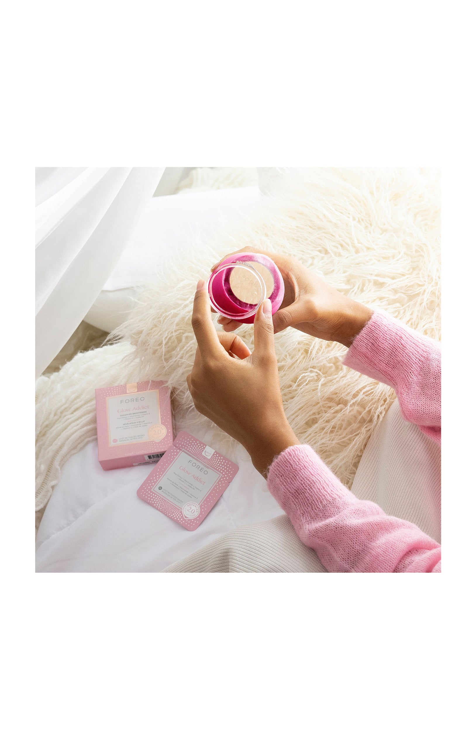 UFO™ 3- Appareil masques & luminothérapie intelligents - Visage - Fuchsia