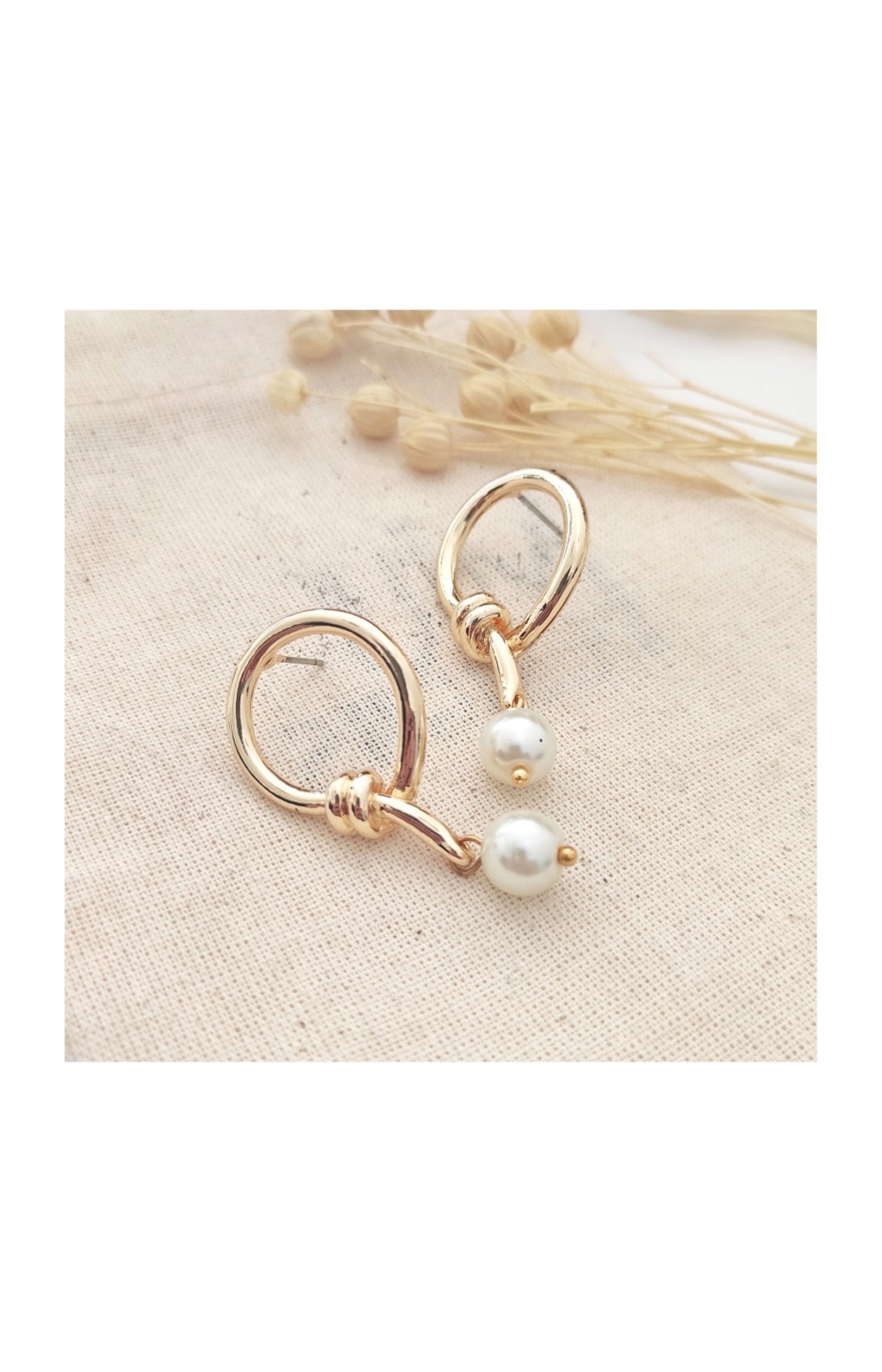 Boucles d’oreilles dorées à l’or jaune