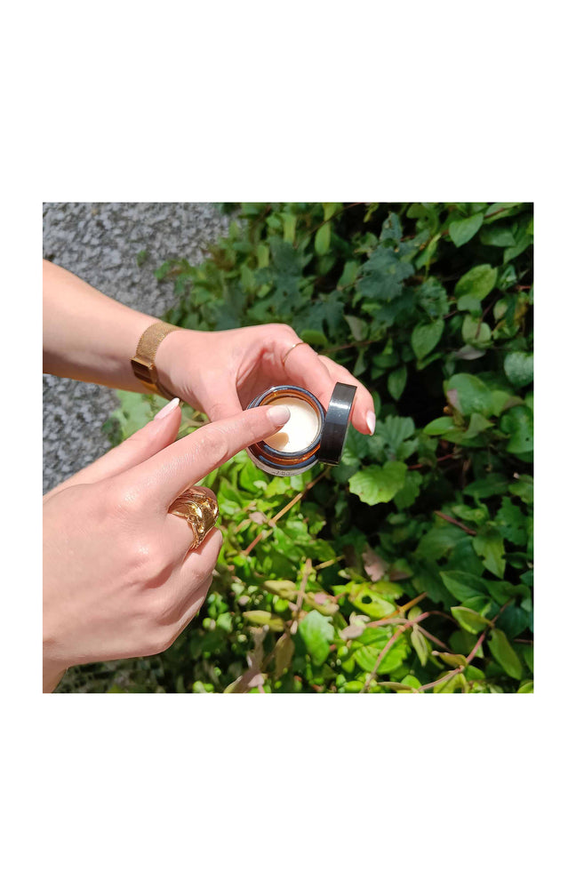 Parfum solide Lily Ambre – Floral oriental – 15 g