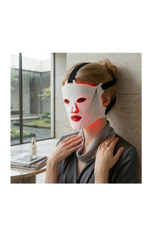 Masque de luminothérapie LEDblob:http://54.229.23.135:5050/0d1b2550-8949-46c8-9c79-b4bd1033e0db