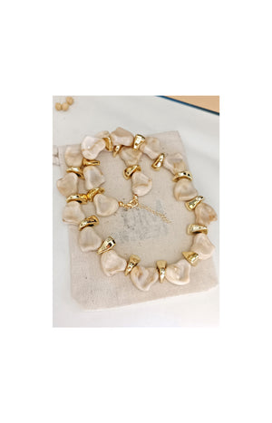Collier - Laiton plaqué or & maillons effet résine - Beige