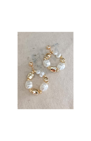 Boucles d’oreilles - Laiton plaqué or & perle synthétique