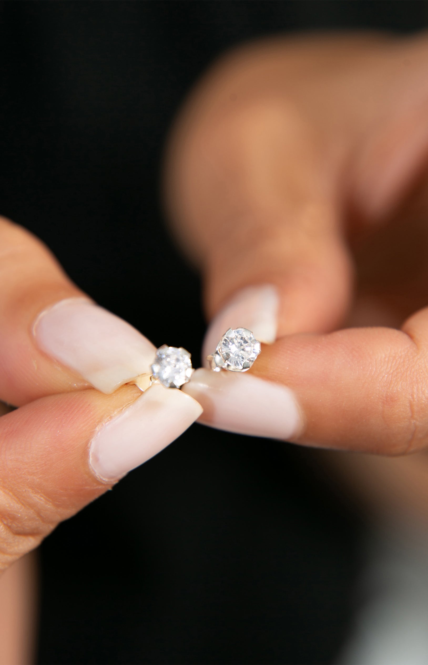Boucles d'oreilles argentées - Zircons
