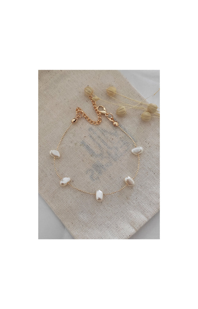 Bracelet - perles plastiques  & Laiton plaqué or