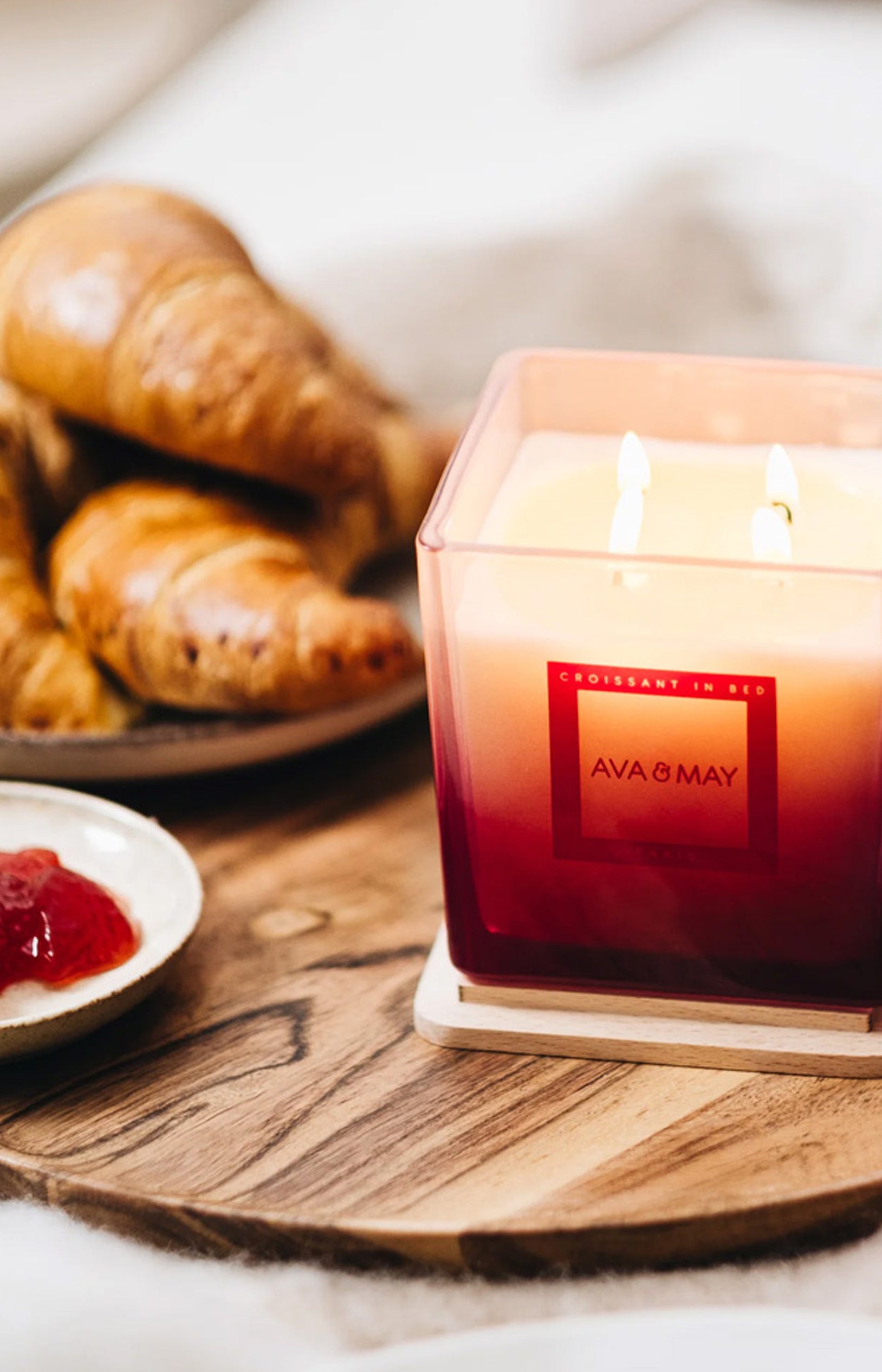 Bougie parfumée - Croissant au lit - Noisette & sucre roux - 200g
