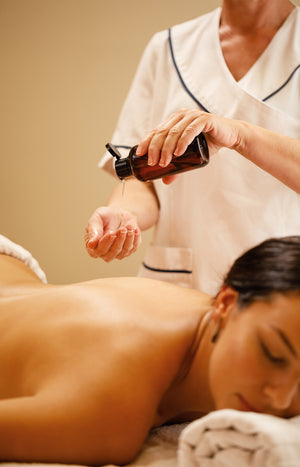 Massage Californien aux huiles BIO - ( réservé aux femmes)