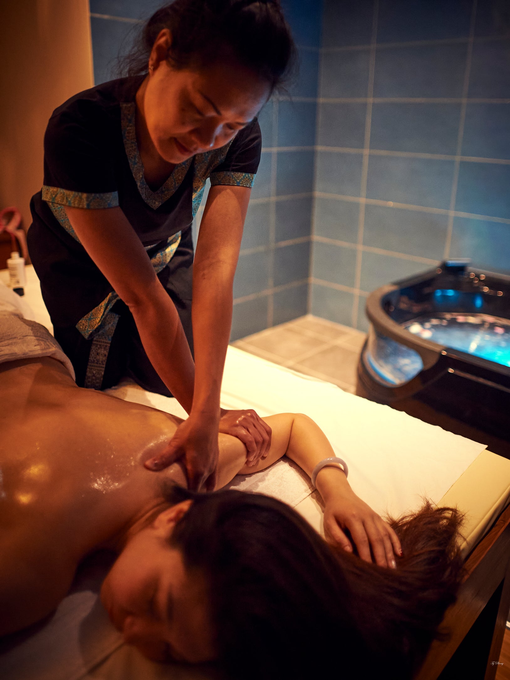 Massage thaï aux huiles chaudes en duo