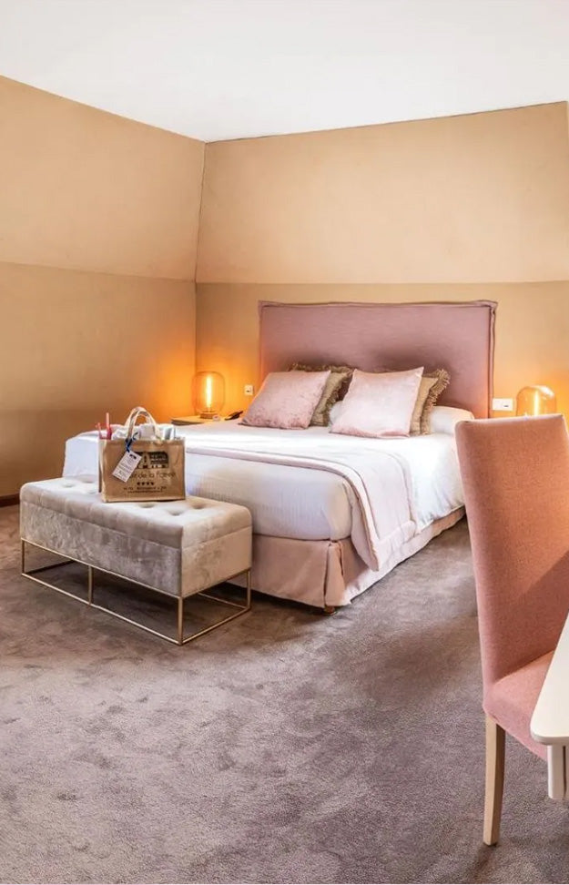 Nuitée + pdj + accès spa + soins