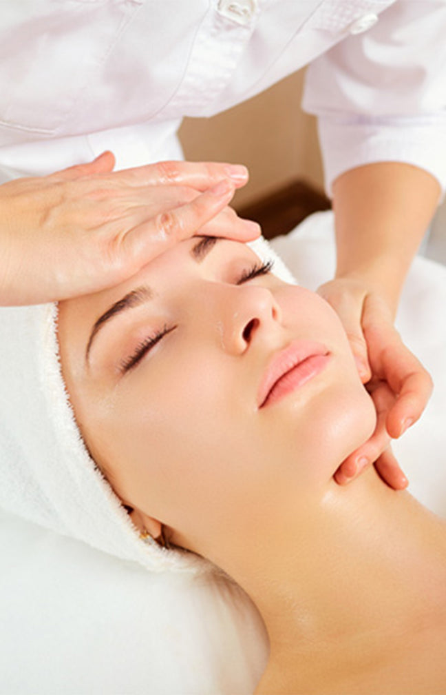 Soin visage Mésolift & acide hyaluronique