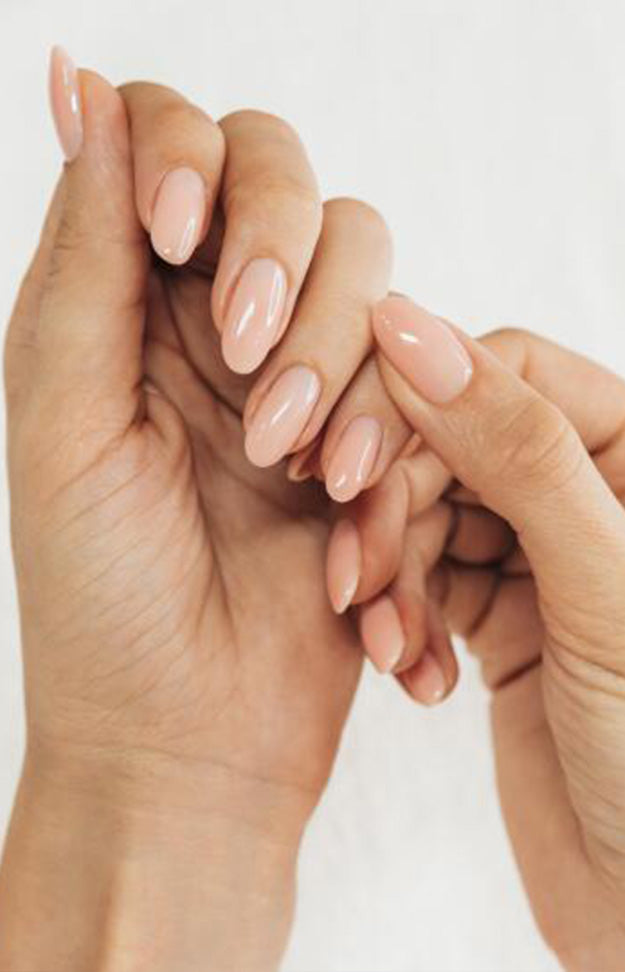 Beauté des mains et vernis semi-permanent