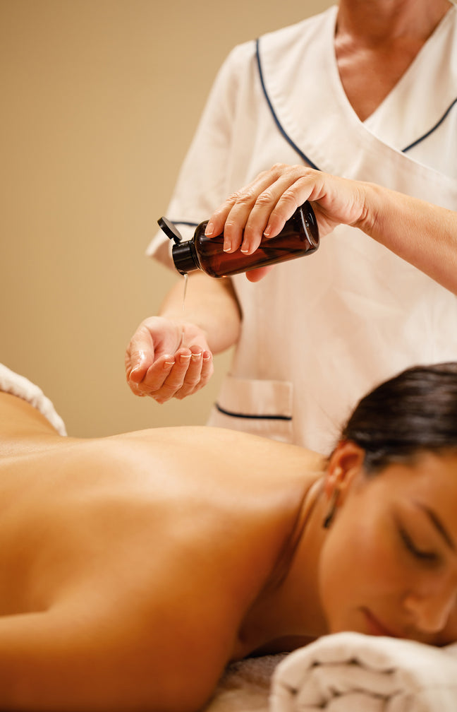 Massage aux huiles essentielles